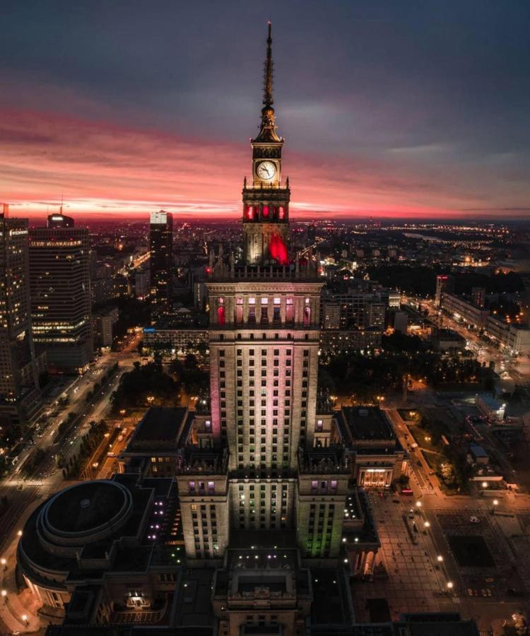Neon 2 - Fast Wifi 70'Tv Netflix Hbo Max Appletv+ Apartment Warsaw Exterior photo