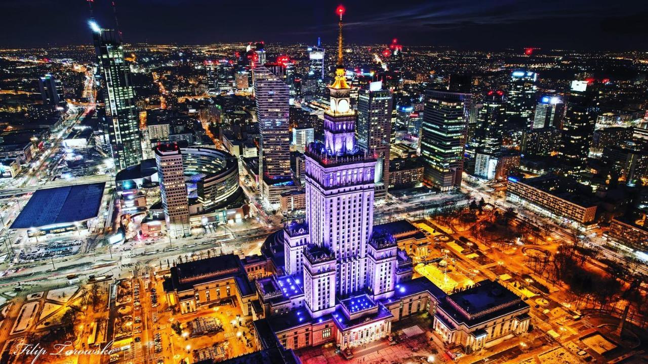 Neon 2 - Fast Wifi 70'Tv Netflix Hbo Max Appletv+ Apartment Warsaw Exterior photo
